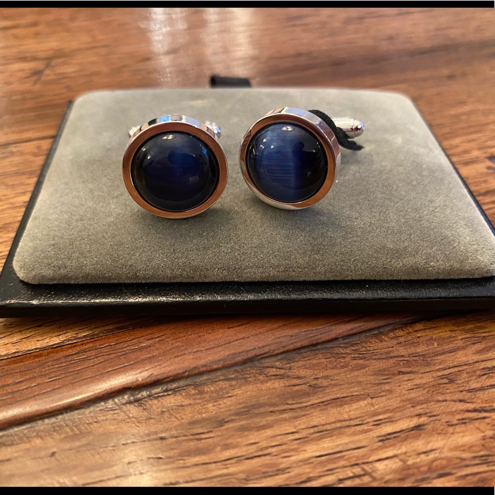 Men’s Cufflinks-Never Worn!
